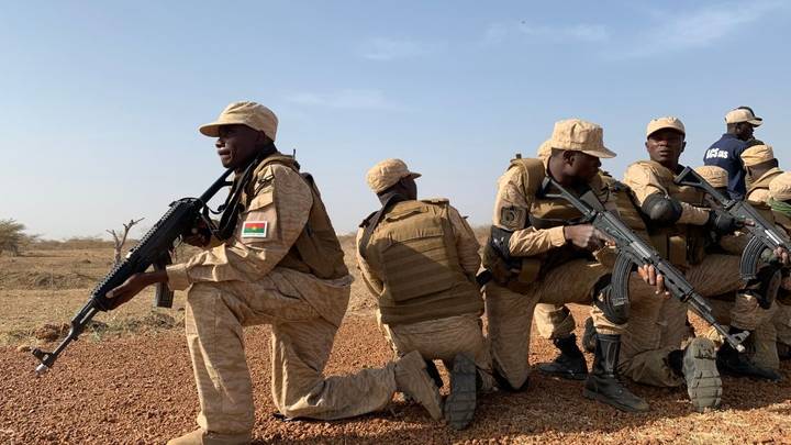 Burkina Faso : plusieurs dizaines de terroristes "neutralisés" dans deux régions